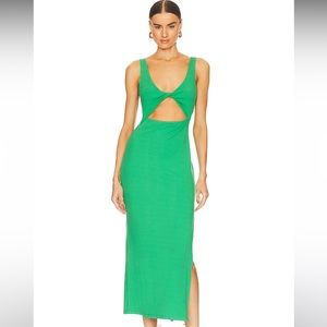 Love this dress. I bought two and didn’t return one in time.So many compliments